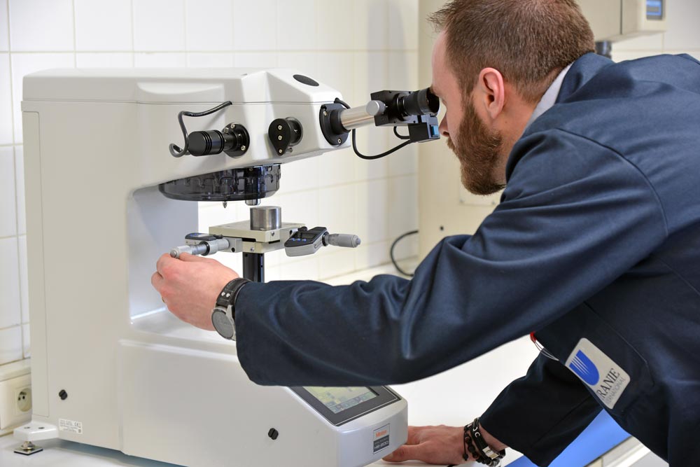 uranie-international-process-controle-3 process controle barre chromée